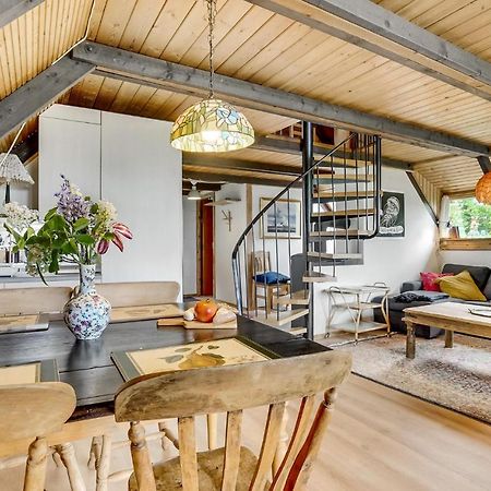 Amazing Home In Logstrup With Kitchen Kültér fotó