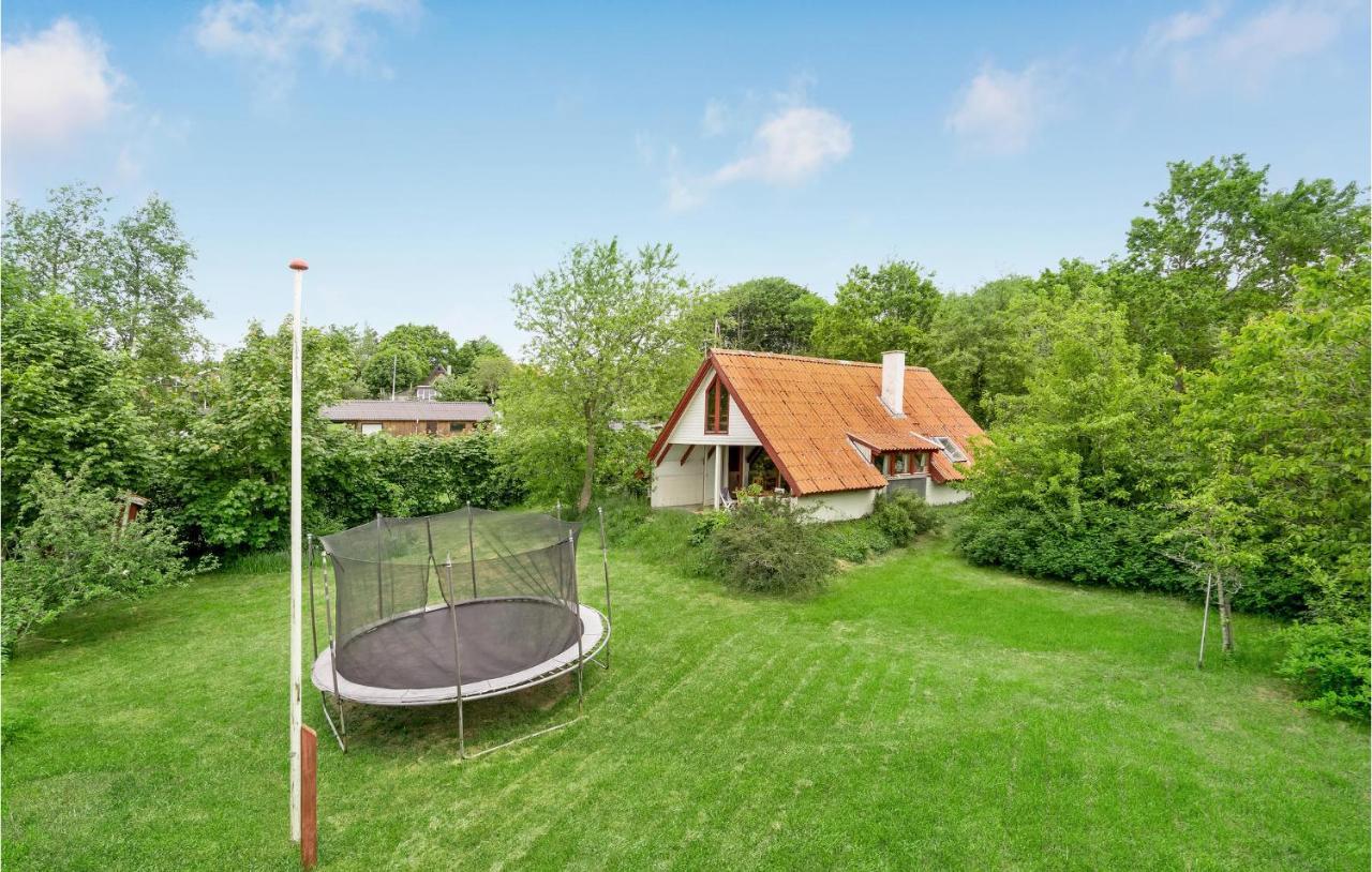 Amazing Home In Logstrup With Kitchen Kültér fotó