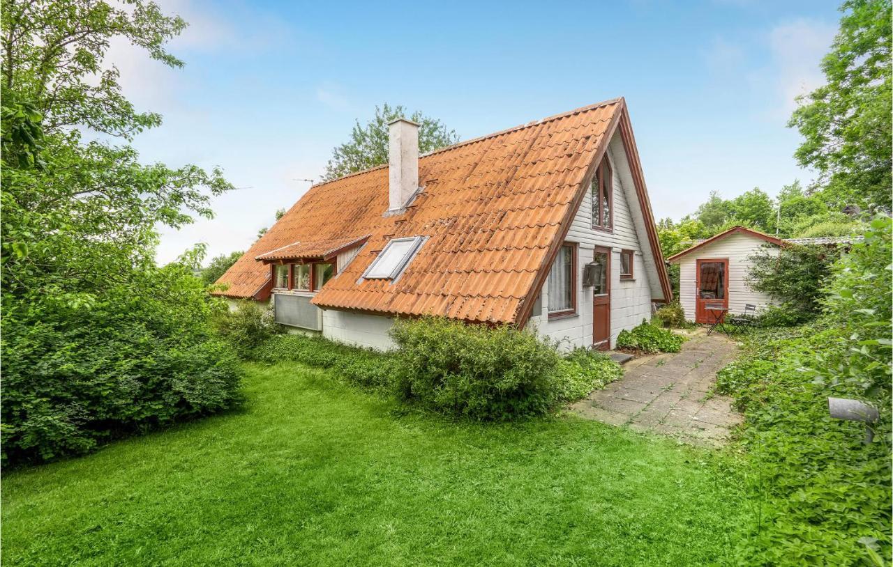 Amazing Home In Logstrup With Kitchen Kültér fotó